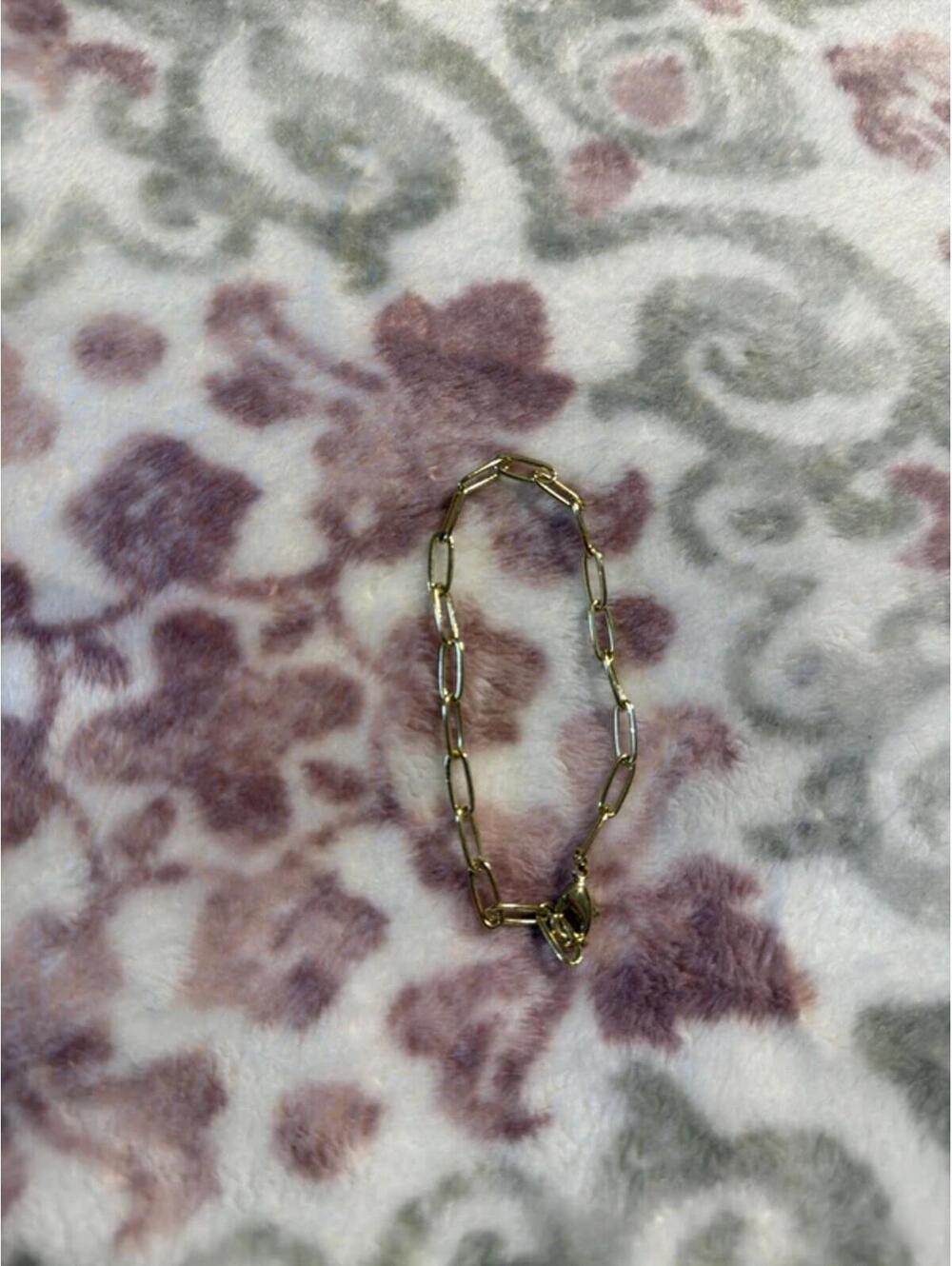 Gold bracelet